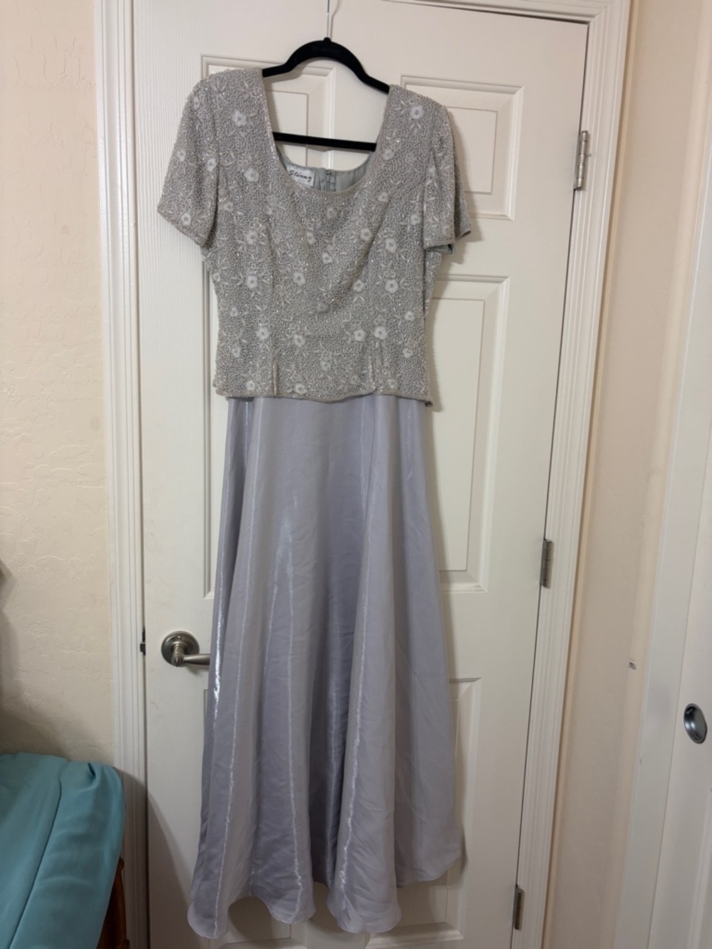 Stenay Silver Lavender Beaded Bodice Evening Gown size 8 - Picture 3 of 16
